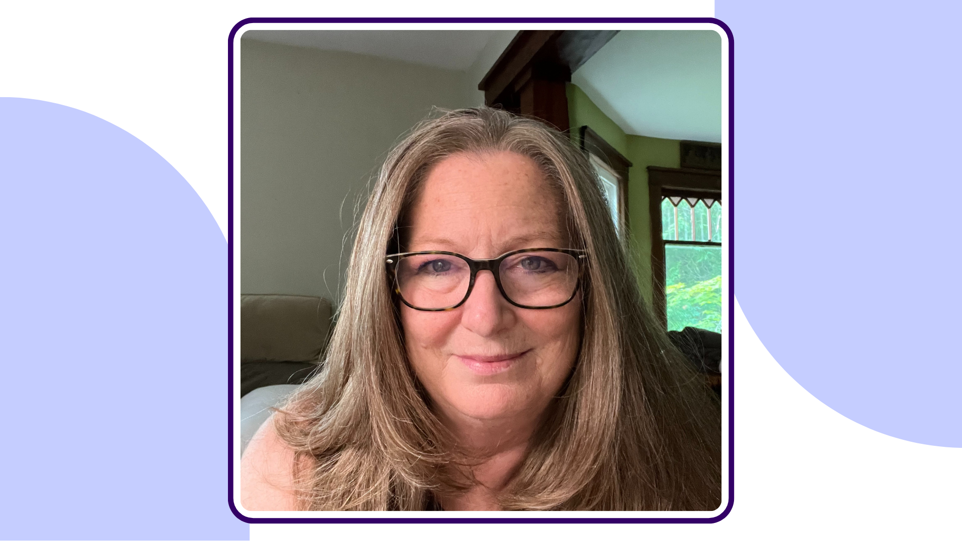 Website Mistakes 1 Decorative image of colleagues in a meeting.